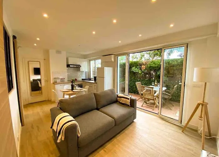 Apartamento Le Coeur Du Cap D'antibes - Terrasse - Parking - Wifi Antibes