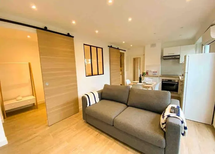 Le Coeur Du Cap D'antibes - Terrasse - Parking - Wifi Apartamento